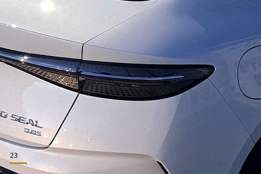 Tail lamp — reference photograph